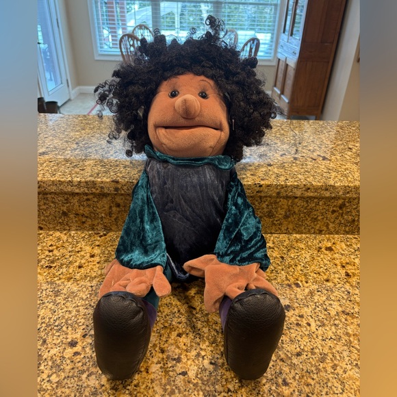 Folkmanis Furry Folk 24” African American Girl Puppet...